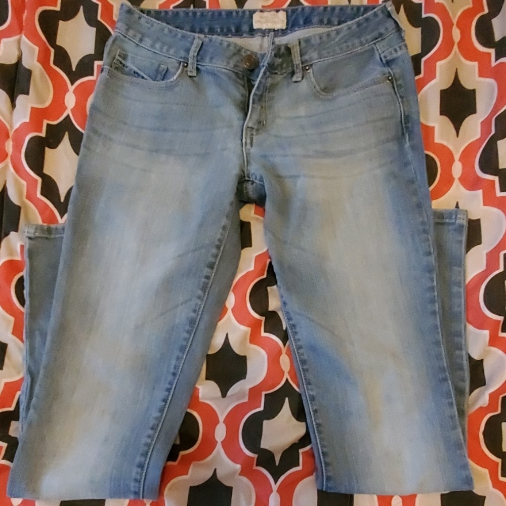 Jeans - Picture 1 of 2